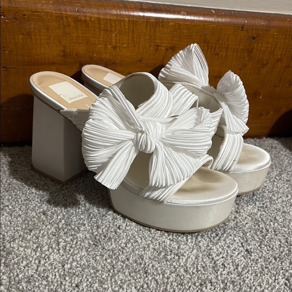 Dolce Vita White Platform Sandals with Bow